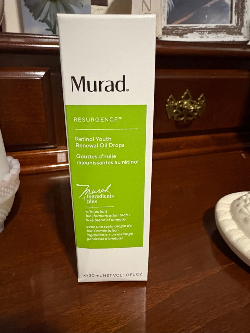 Murad Retinol Youth Renewal Oil Drops - White & Green Packaging